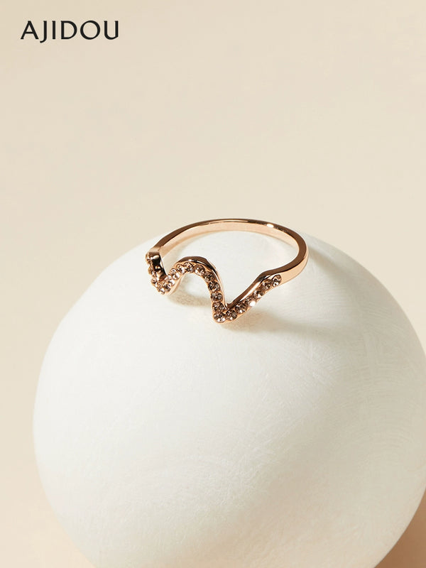 Rose Gold Ripple Design Rhinestone Ring