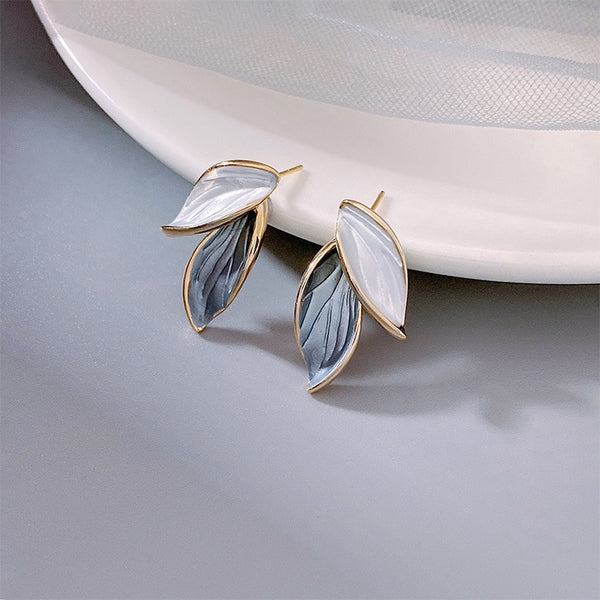 Elegant Plant-Inspired Drop Earrings