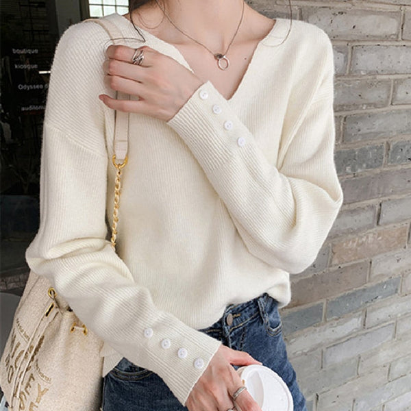 Loose Knit V-Neck Sweater for Women in Casual Style